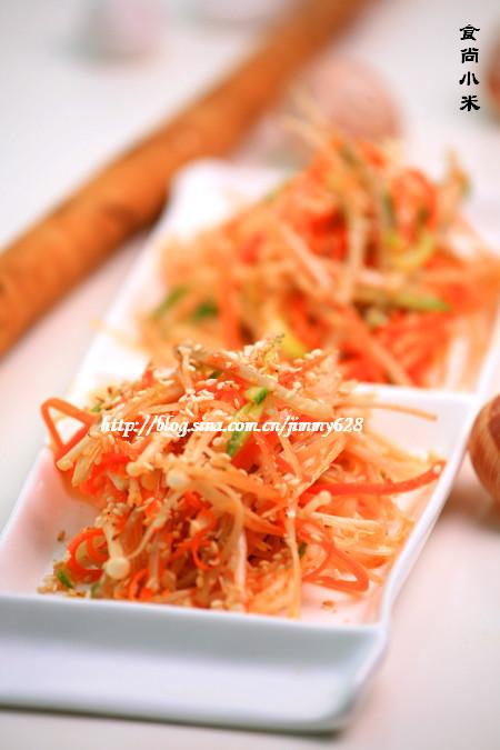 胡萝卜芝麻牛蒡的做法(祛斑美白菜)